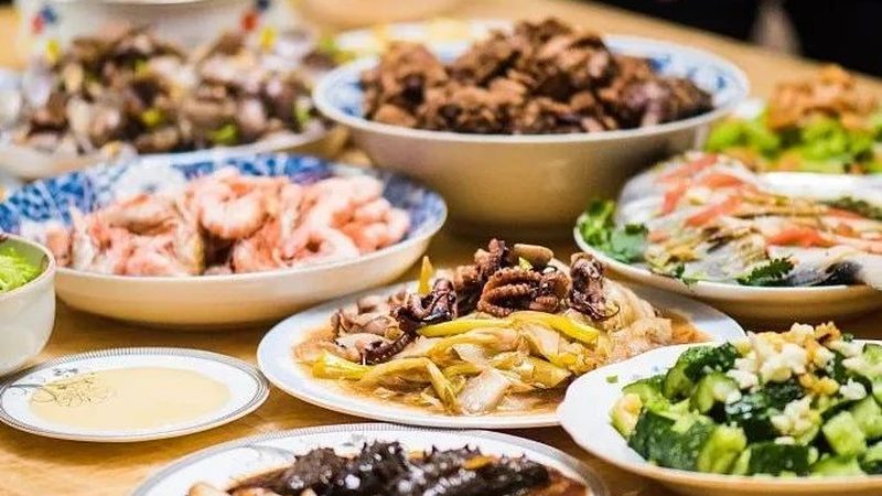 黄焖鸡餐厅装修成本解析：一平米价格影响因素深度剖析